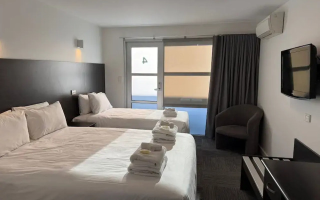 Brighton Hotel Motel