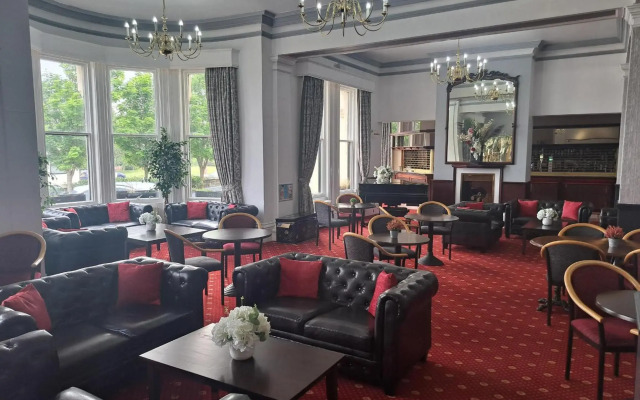 Royal Clifton Hotel