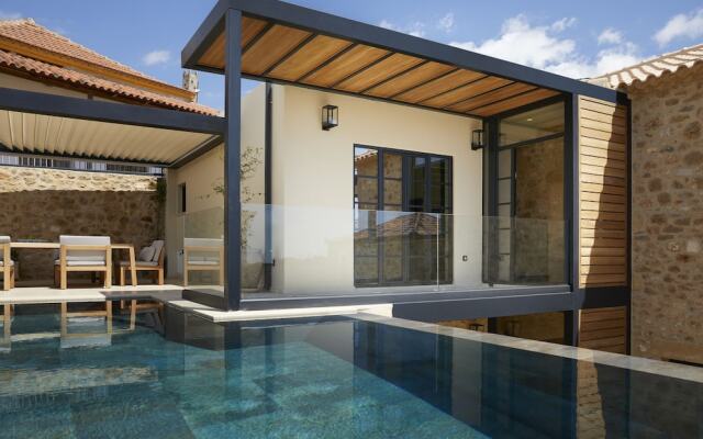 Villa with outdoor pool for 8 persons