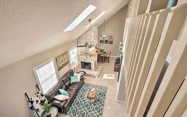 Pet-friendly A-frame Retreat Near Dtwn + Beaches!