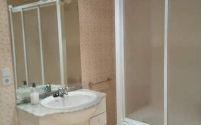 Amplio, Luminoso A 5 Min. Mezquita