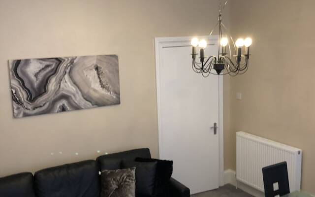 Ground Floor Apartment near GLA Airport