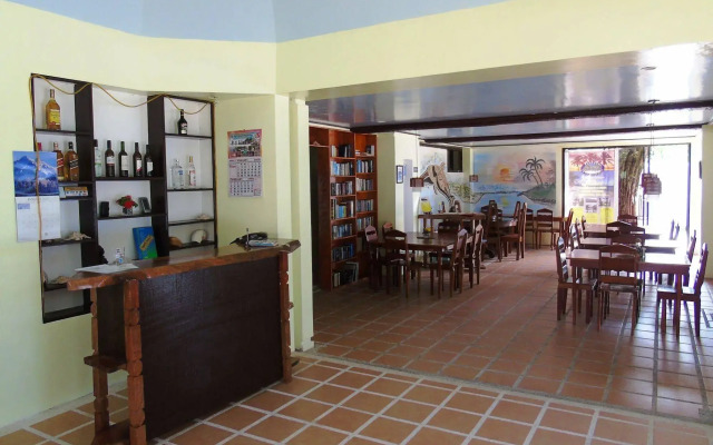 Phaidon Beach Resort