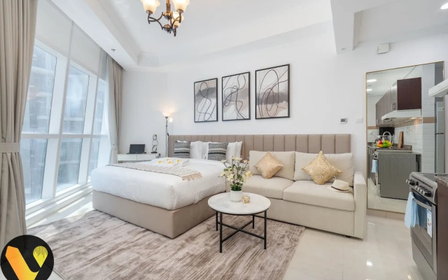 Vogue Elegance Court Tower Studio