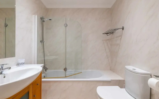 Balaia Residence 2 Bedroom Penthouse With Pool
