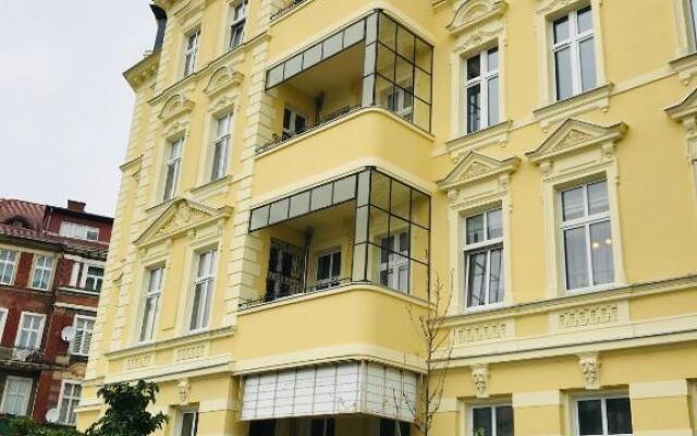 Tiny Studio City Centre / Mała Kawalerka