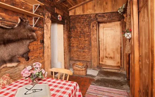Schiestls urige Almhütte