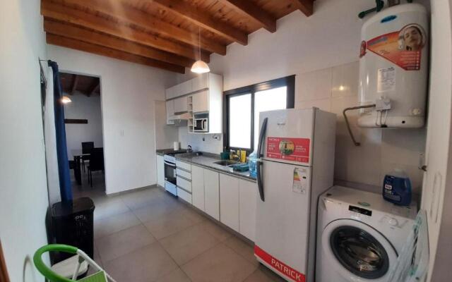 5 - Departamento 2 Dormitorios, Cochera - Mendoza Argentina