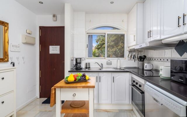 Charming Apartment Near Beach and Golf Ref 115