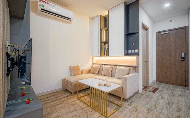 Lisa's Home - Millennium Luxury