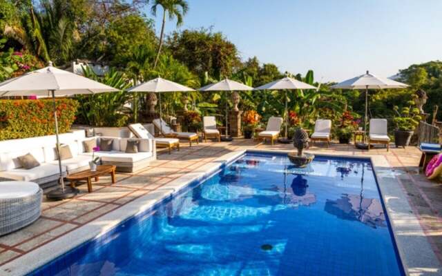 Hotel Hacienda Maria Elena