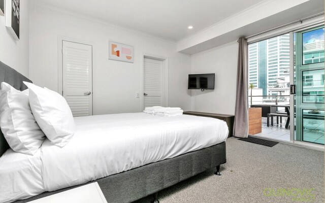 QV CBD Studio with Huge Deck - 960