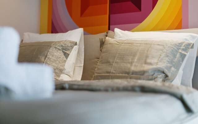 Vernescu Luxury Residence