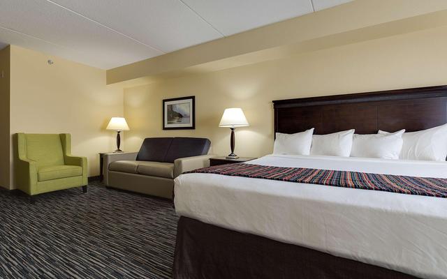 Country Inn & Suites by Radisson, Niagara Falls, ON