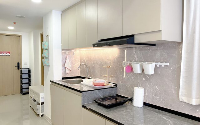 Best Deal And Comfy 2Br At Meikarta Apartment