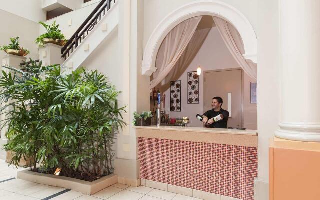 Embassy Suites by Hilton Charlotte