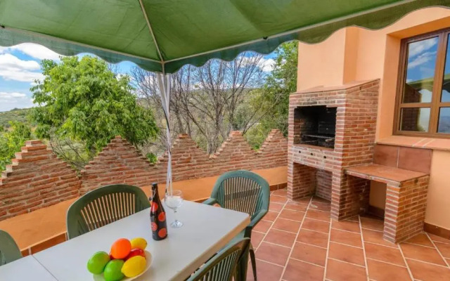 Casa Rural Azahar Periana by Ruralidays