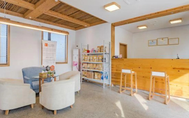 Wangshan Gongshe Featured Hotel