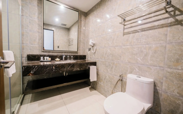 Zuri Hotel