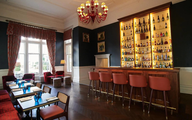 Down Hall Hotel