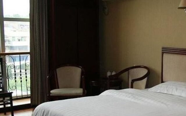 Ezhou Wuchang Fish Business Hotel
