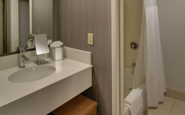 Courtyard St. Louis Airport/Earth City