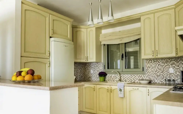 Villa Inna With 3 Bedrooms and 4 Bathrooms