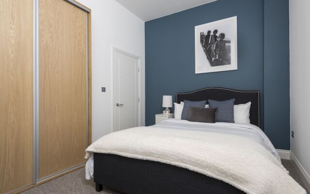 Posh Camden Suites by Sonder