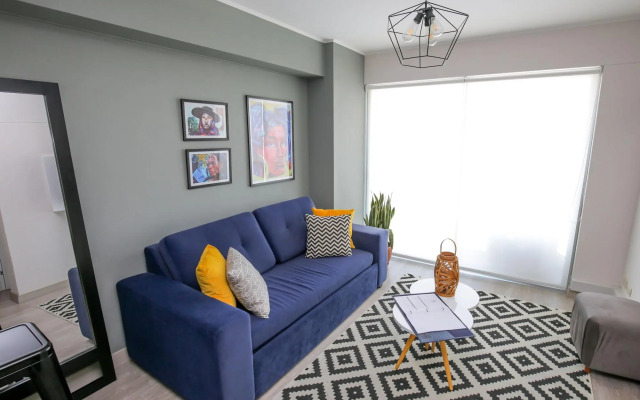 Trendy Host Stelar Miraflores