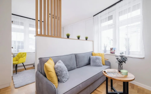 Warszauera Apartments Cracow by Renters