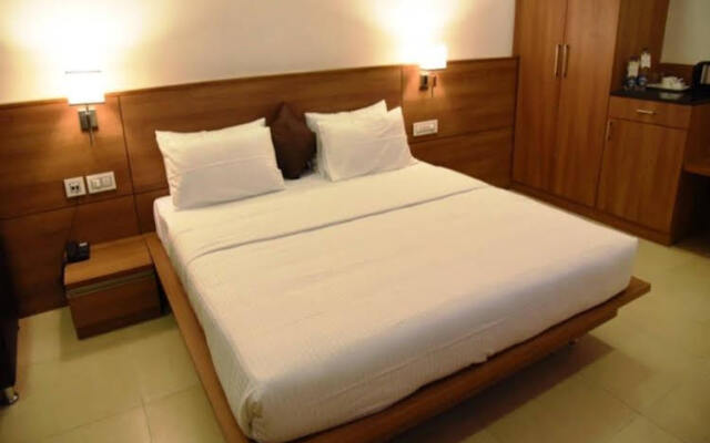 Hotel Raama
