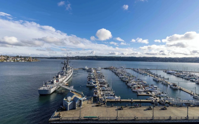 Marina Square Suites