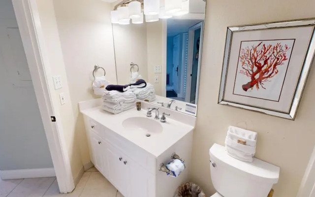 Inlet Reef 308 3 Bedroom Condo by RedAwning