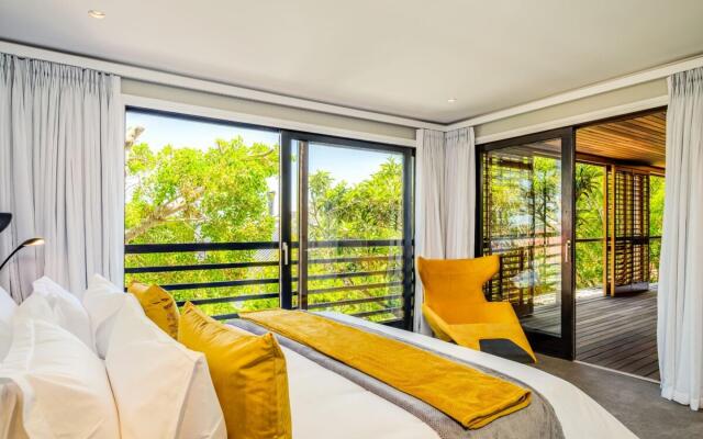 Beautiful 1 Bedroom Apartment With Private Balcony