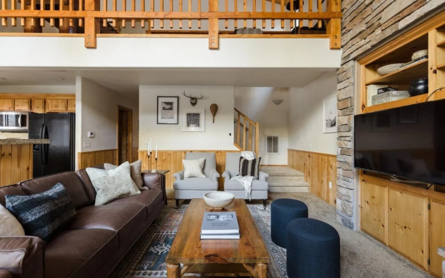 Summit Cabin 2 - Jackhorn