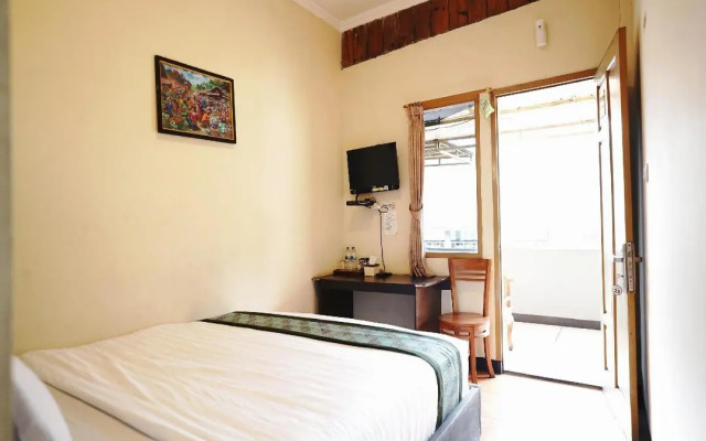 Saung Balibu Hotel