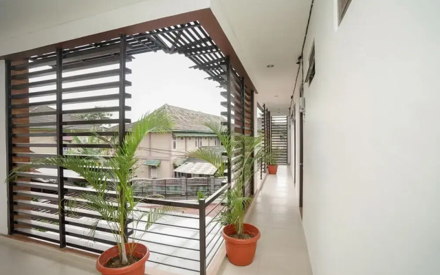 Oyo 932 Griya Mas Residence Syariah