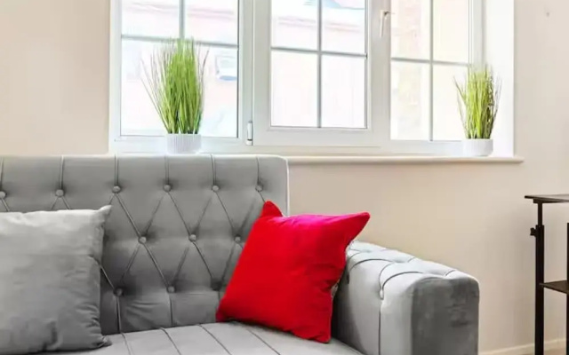 Leicester1br-wifi-modernapt-kitchen-sleeps2