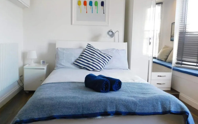 Central Kemptown Brighton Studio Apartment