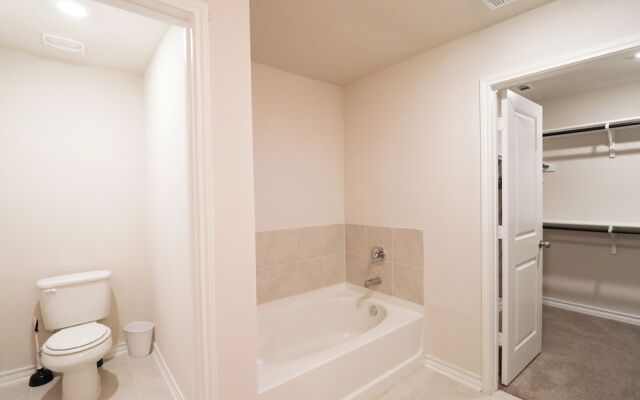 Kingsley Oasis - 12 Mins to Lackland AFB