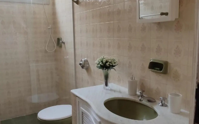 Apartamento 3 Qts Superconfortavel em Itapoã.