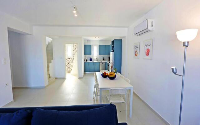 Xenos Villa 7 With a Private Pool Near the sea