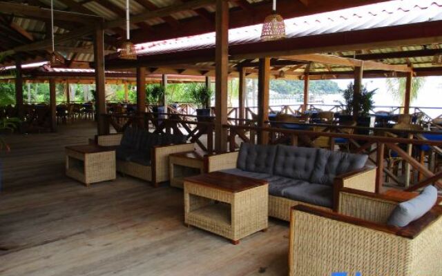 Saracen Bay Resort