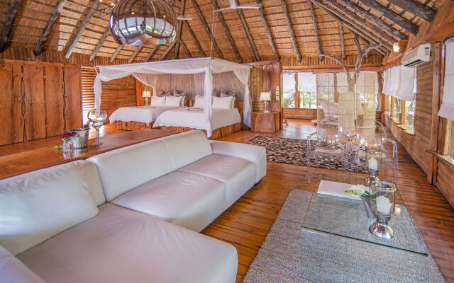 Karongwe - River Safari Lodge