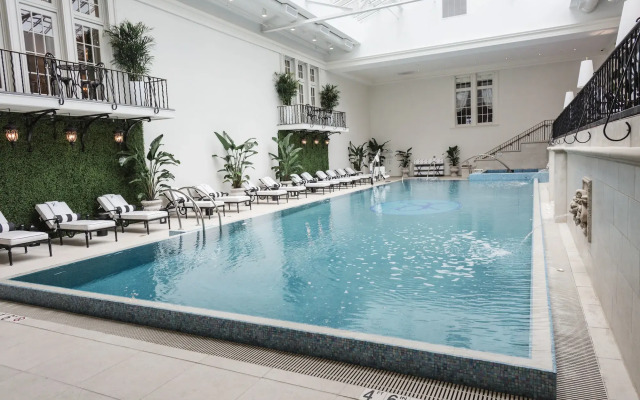 The Historic Cavalier Hotel and Beach Club, Autograph Collection