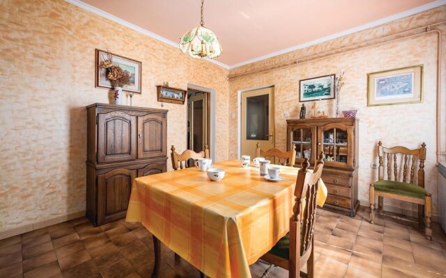 Stunning Home in Rovinj With Wifi and 5 Bedrooms