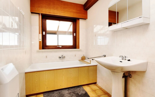Holiday Home in Nadrin With Private Terrace