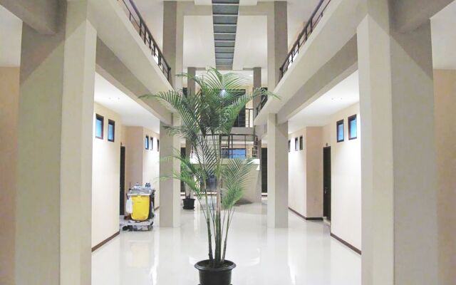Collection O 295 Grha Ciumbuleuit Guest House