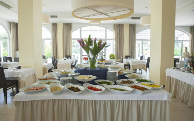 Club Azzurro Hotel & Resort