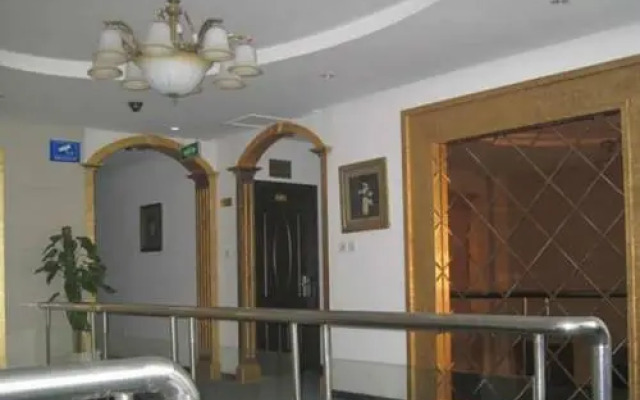 Xiliandeng Shanglv Hotel (Qingdao Vientiane City)